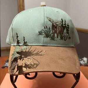 Polar Graphics USA Minnesota Moose cap.  NWOT
